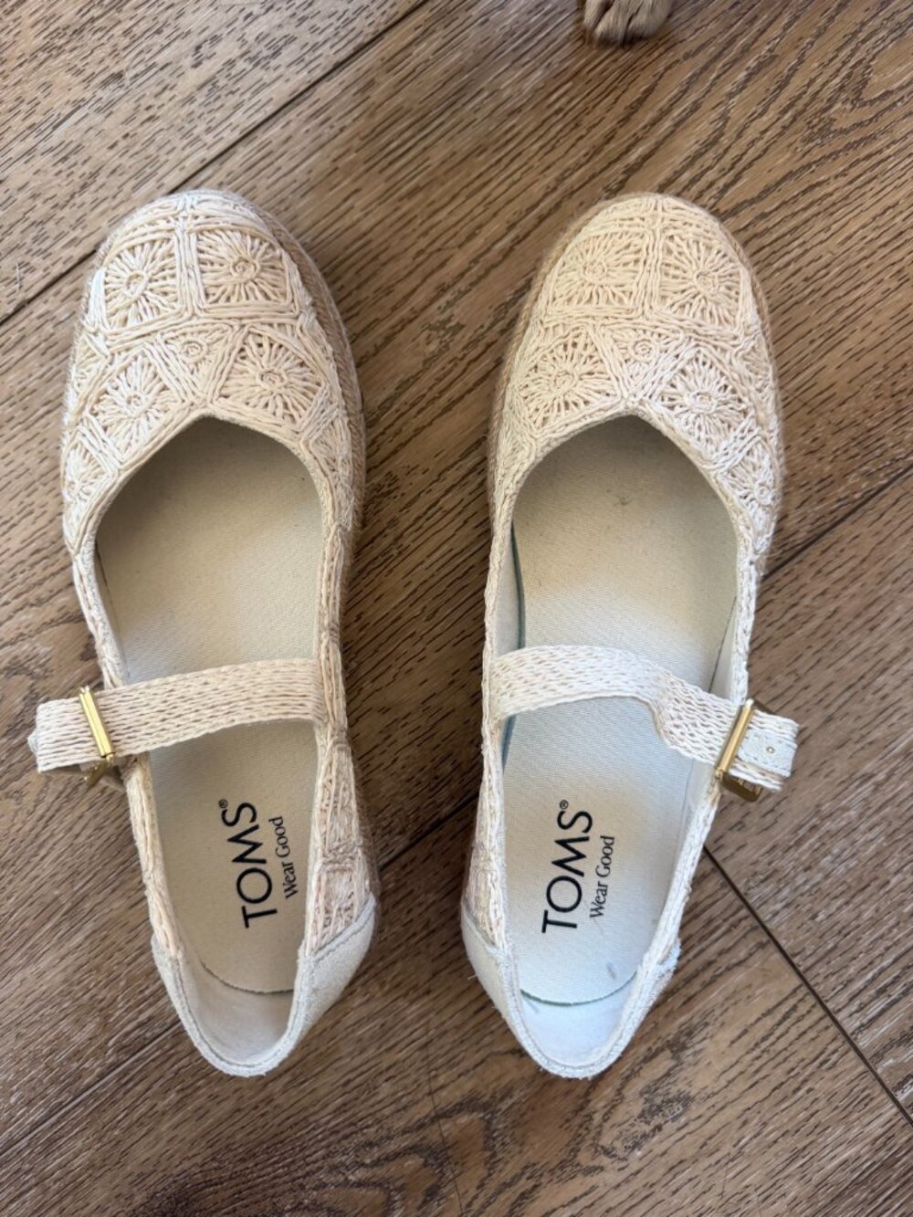 Tom's Women's Carolina Mary Jane Espadrille Undyed Floral Raffia